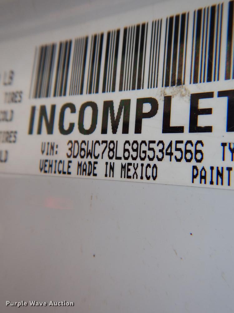 image for item DE8431 2009 Dodge Ram 5500HD Quad Cab dump truck