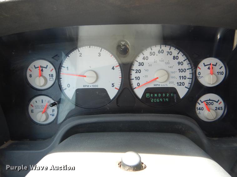 image for item DE8432 2009 Dodge Ram 5500HD Quad Cab flatbed truck