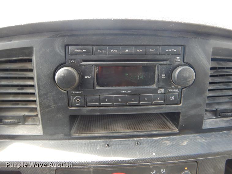 image for item DE8432 2009 Dodge Ram 5500HD Quad Cab flatbed truck