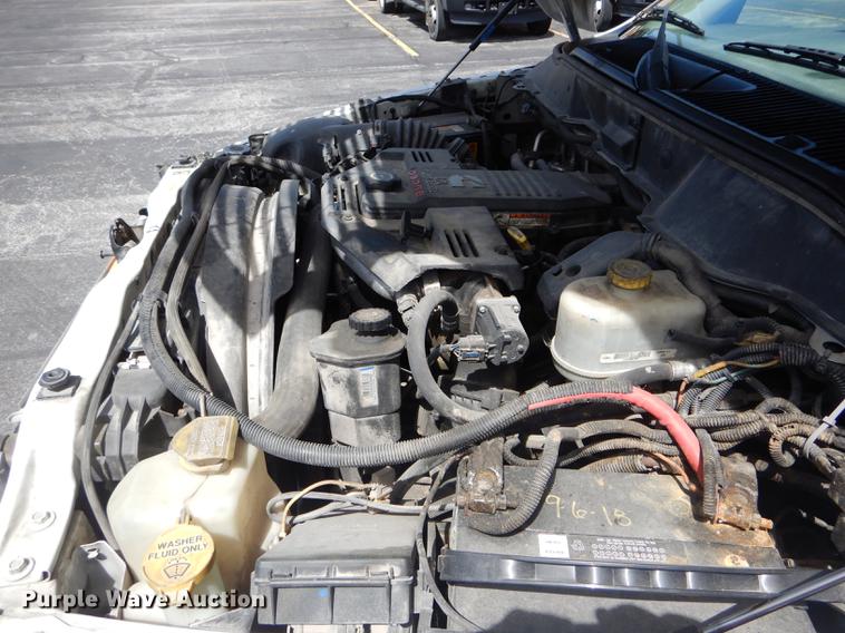 image for item DE8432 2009 Dodge Ram 5500HD Quad Cab flatbed truck