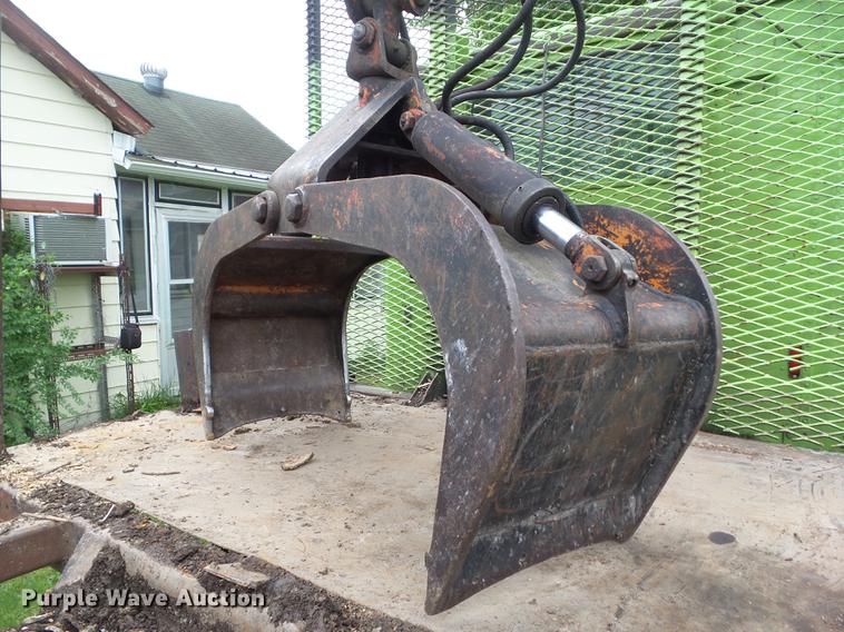 image for item DF0768 1985 International F9370 log truck