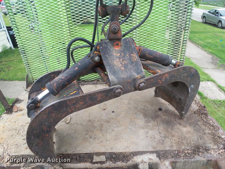 image for item DF0768 1985 International F9370 log truck