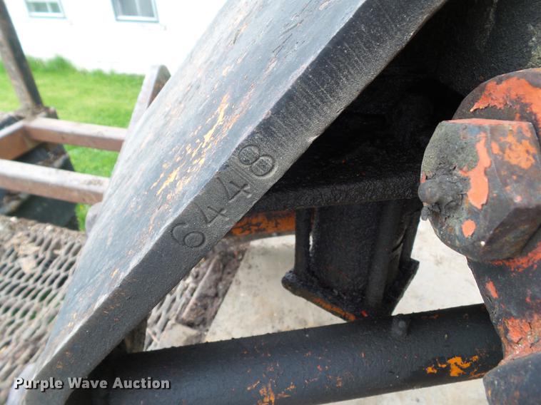 image for item DF0768 1985 International F9370 log truck