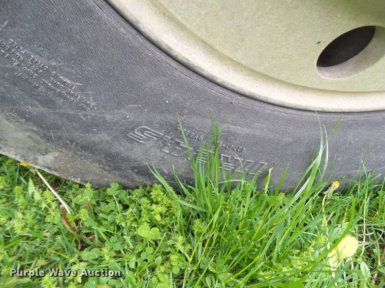 image for item DF0768 1985 International F9370 log truck