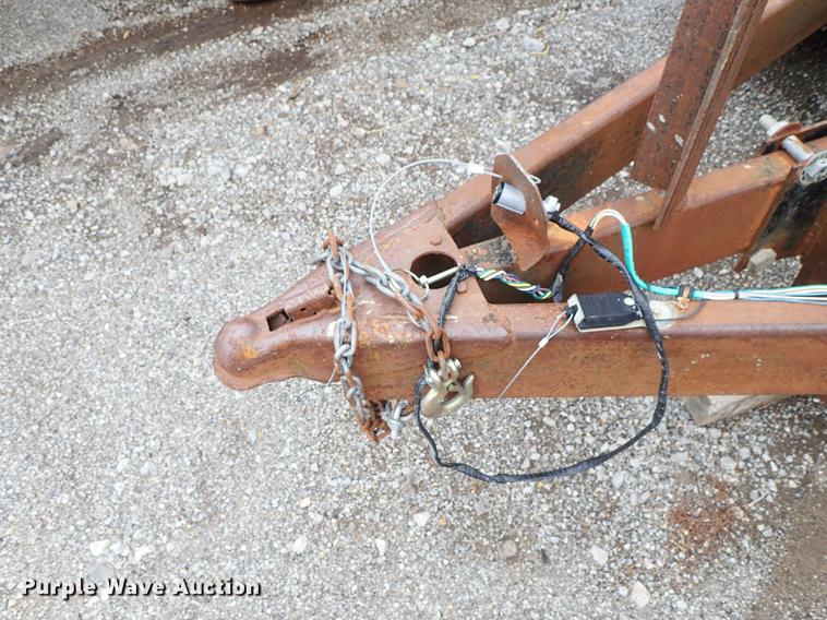 image for item DF1207 2004 Doolittle enclosed cargo trailer