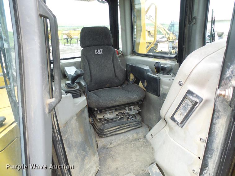 image for item DF7299 2012 Caterpillar D6T XW dozer
