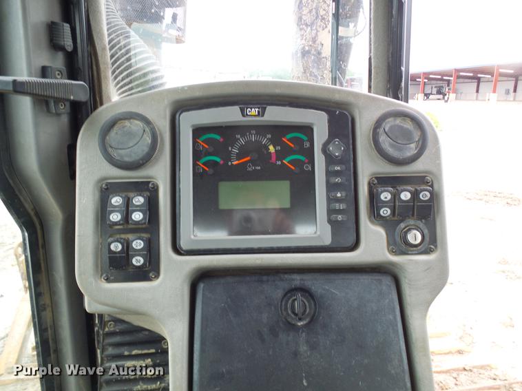 image for item DF7299 2012 Caterpillar D6T XW dozer