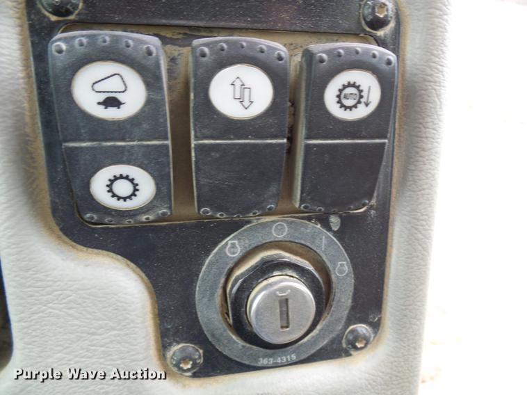 image for item DF7299 2012 Caterpillar D6T XW dozer