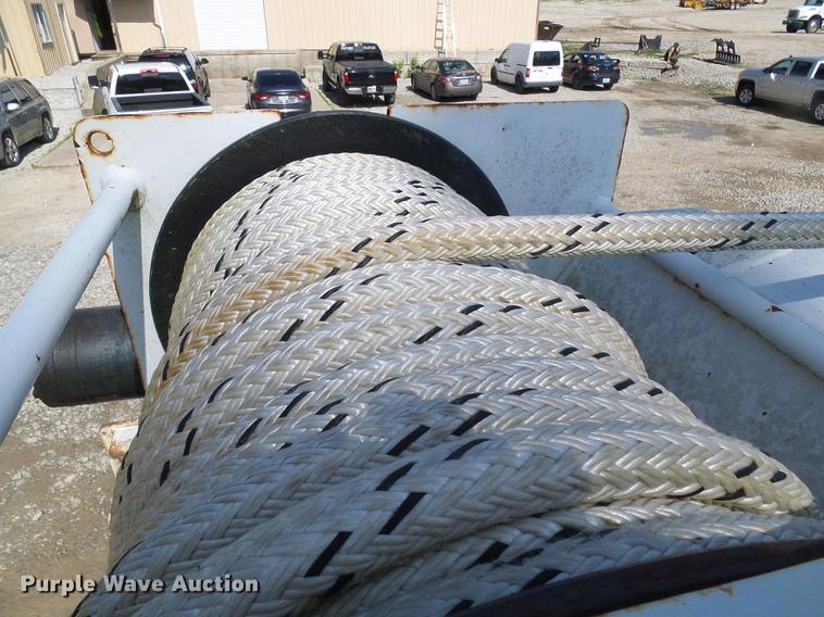 image for item DF7312 2006 International 7400 digger derrick truck