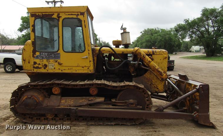 image for item DF8027 1964 Caterpillar D6B dozer
