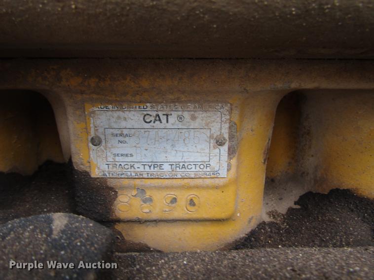 image for item DF8027 1964 Caterpillar D6B dozer