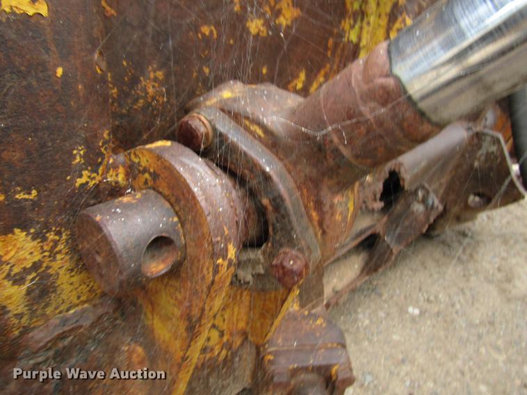 image for item DF8027 1964 Caterpillar D6B dozer