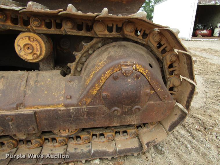 image for item DF8027 1964 Caterpillar D6B dozer