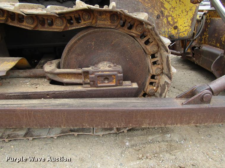 image for item DF8027 1964 Caterpillar D6B dozer