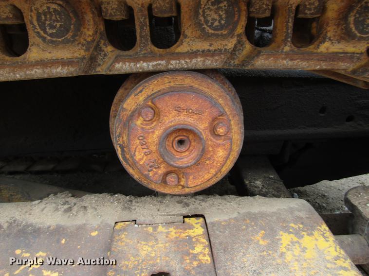 image for item DF8027 1964 Caterpillar D6B dozer