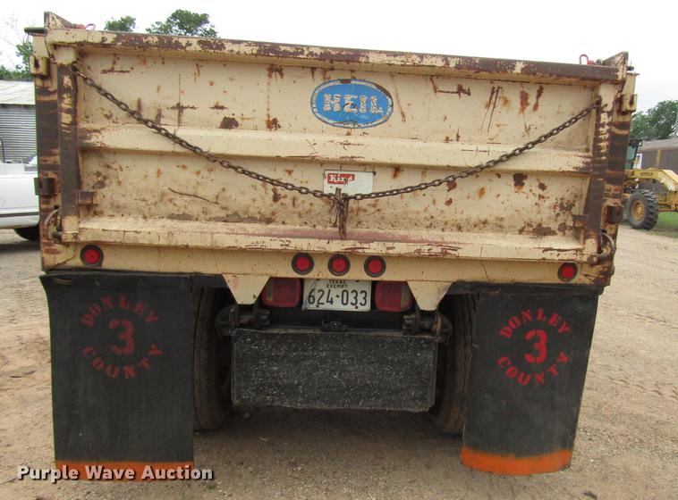 image for item DF8038 1985 Chevrolet C70 dump truck