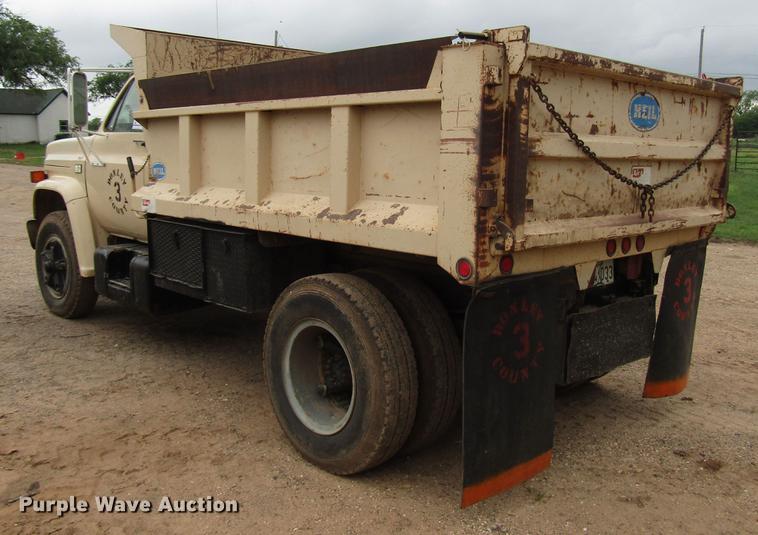 image for item DF8038 1985 Chevrolet C70 dump truck