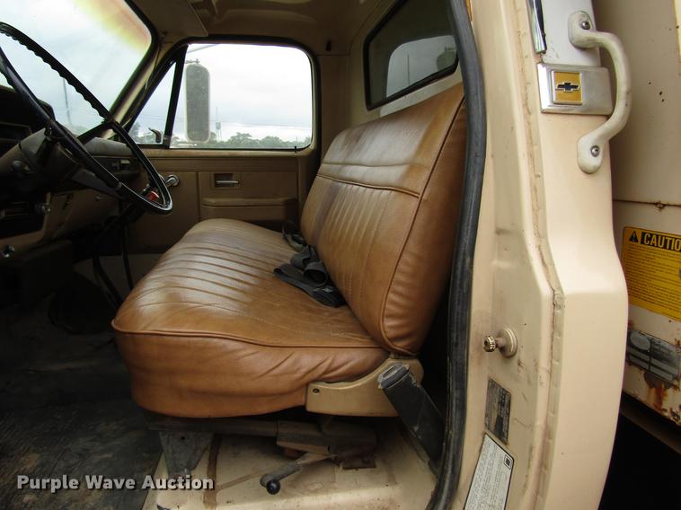 image for item DF8038 1985 Chevrolet C70 dump truck