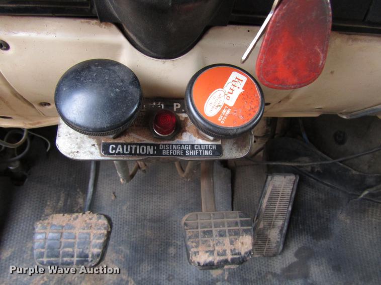 image for item DF8038 1985 Chevrolet C70 dump truck