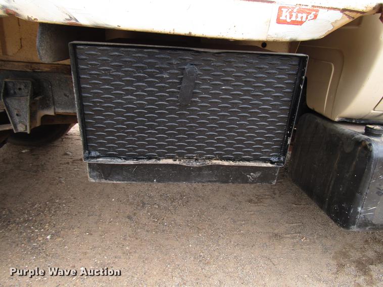 image for item DF8038 1985 Chevrolet C70 dump truck