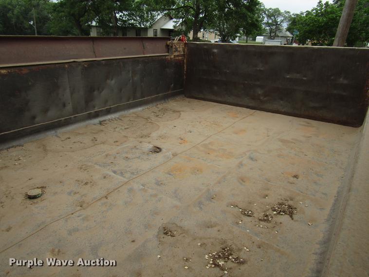 image for item DF8038 1985 Chevrolet C70 dump truck