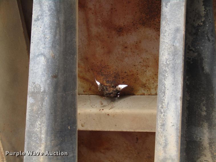 image for item DF8038 1985 Chevrolet C70 dump truck