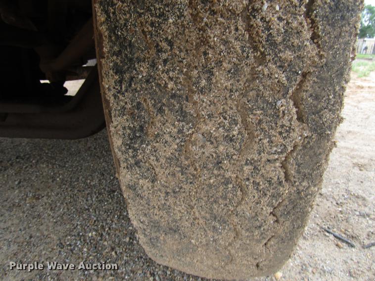 image for item DF8038 1985 Chevrolet C70 dump truck