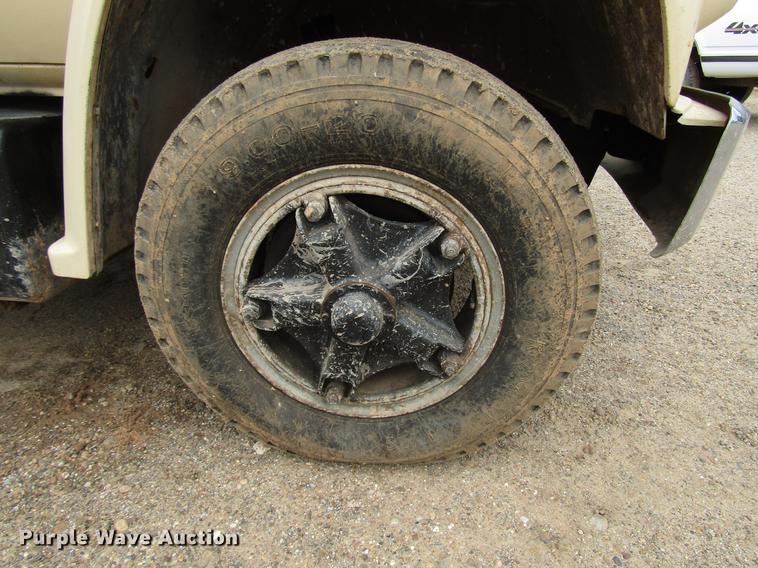 image for item DF8038 1985 Chevrolet C70 dump truck