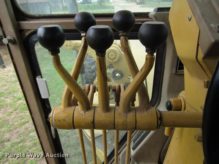 image for item DF8039 1991 Caterpillar 140G VHP motor grader