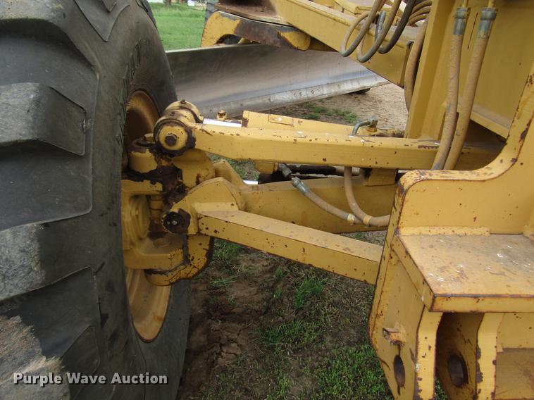 image for item DF8039 1991 Caterpillar 140G VHP motor grader