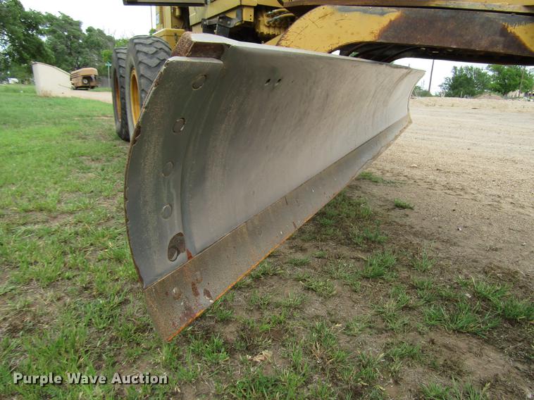 image for item DF8039 1991 Caterpillar 140G VHP motor grader