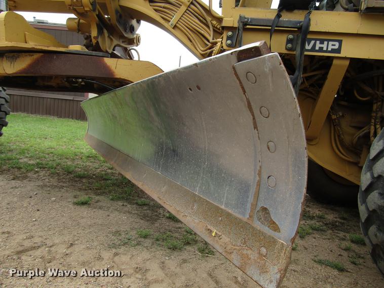 image for item DF8039 1991 Caterpillar 140G VHP motor grader