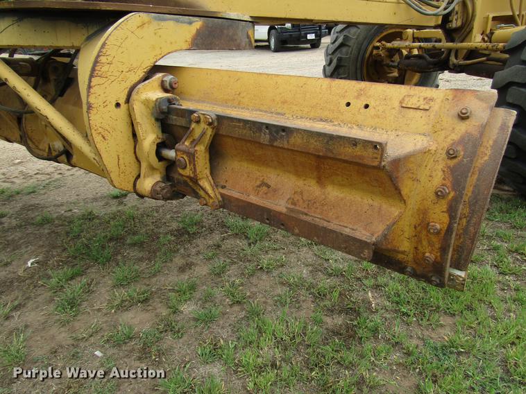 image for item DF8039 1991 Caterpillar 140G VHP motor grader