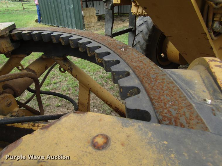 image for item DF8039 1991 Caterpillar 140G VHP motor grader