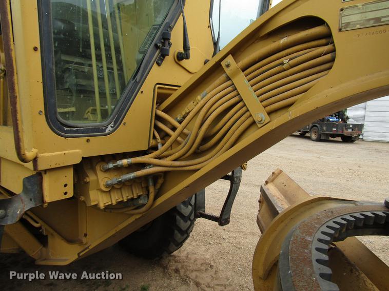 image for item DF8039 1991 Caterpillar 140G VHP motor grader