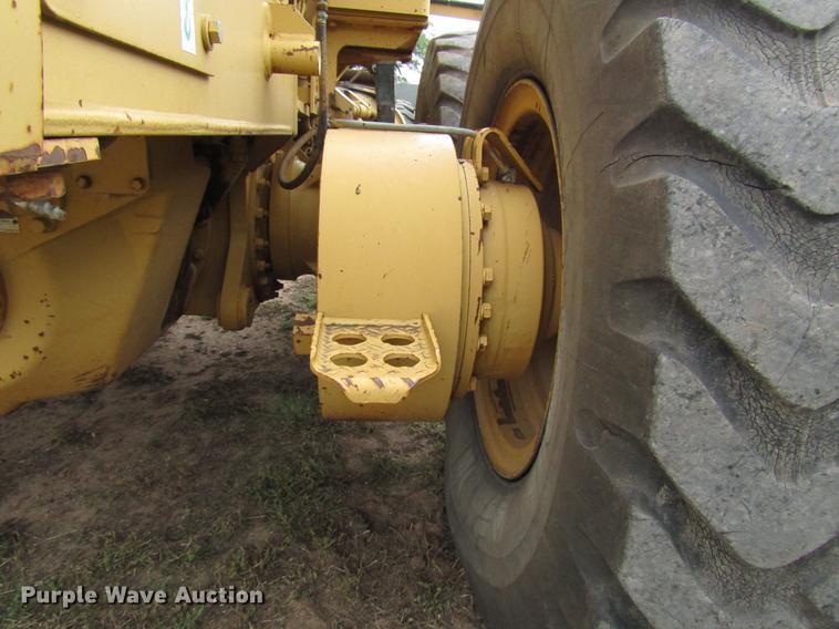 image for item DF8039 1991 Caterpillar 140G VHP motor grader