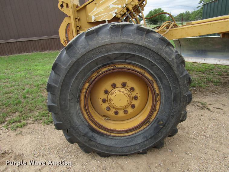 image for item DF8039 1991 Caterpillar 140G VHP motor grader