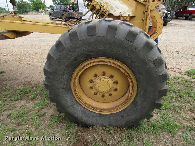 image for item DF8039 1991 Caterpillar 140G VHP motor grader