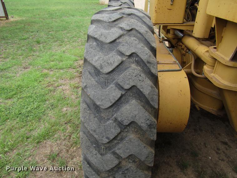 image for item DF8039 1991 Caterpillar 140G VHP motor grader