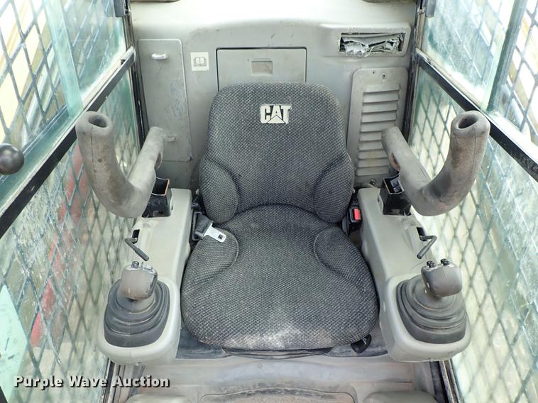 image for item DF8893 2008 Caterpillar 289C skid steer