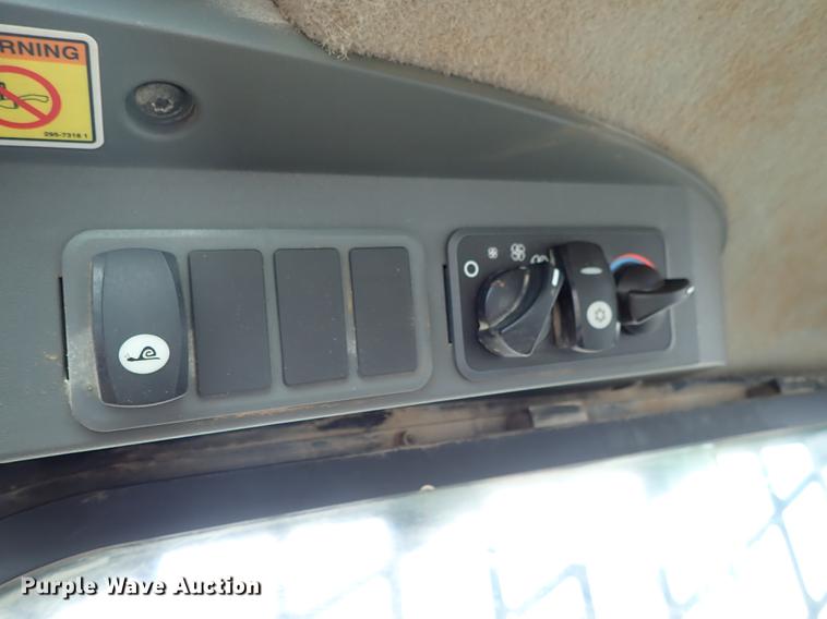 image for item DF8893 2008 Caterpillar 289C skid steer