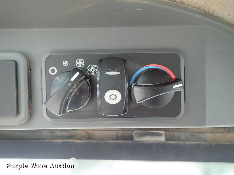 image for item DF8893 2008 Caterpillar 289C skid steer