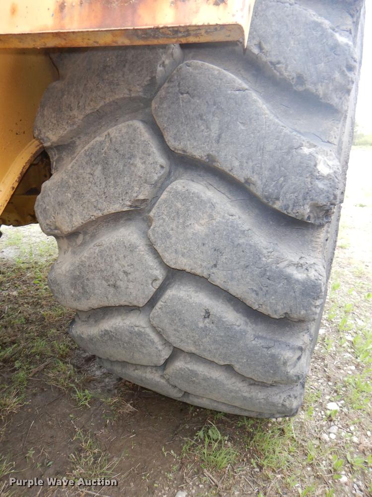 image for item DG1083 1986 Caterpillar 980C wheel loader