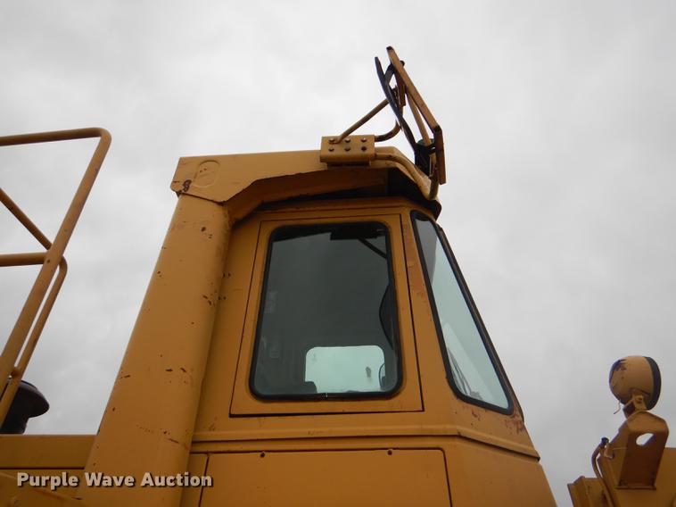 image for item DG1083 1986 Caterpillar 980C wheel loader