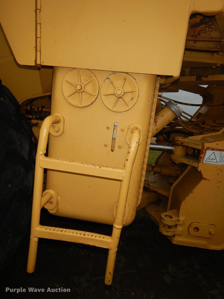 image for item DG1083 1986 Caterpillar 980C wheel loader