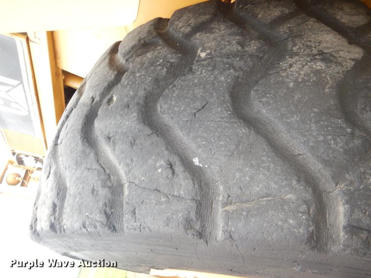 image for item DG1083 1986 Caterpillar 980C wheel loader