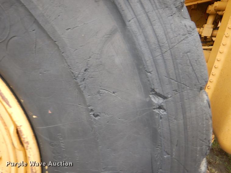 image for item DG1083 1986 Caterpillar 980C wheel loader