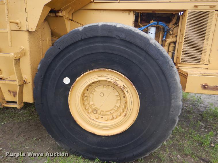 image for item DG1083 1986 Caterpillar 980C wheel loader