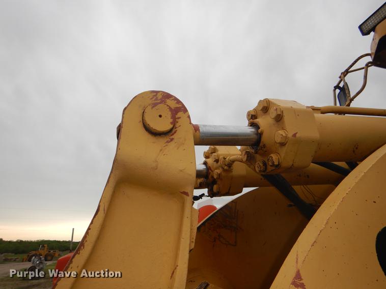 image for item DG1083 1986 Caterpillar 980C wheel loader