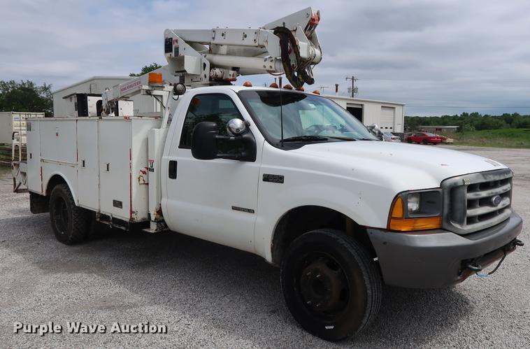 image for item DG3446 2000 Ford F550 Super Duty XL bucket truck